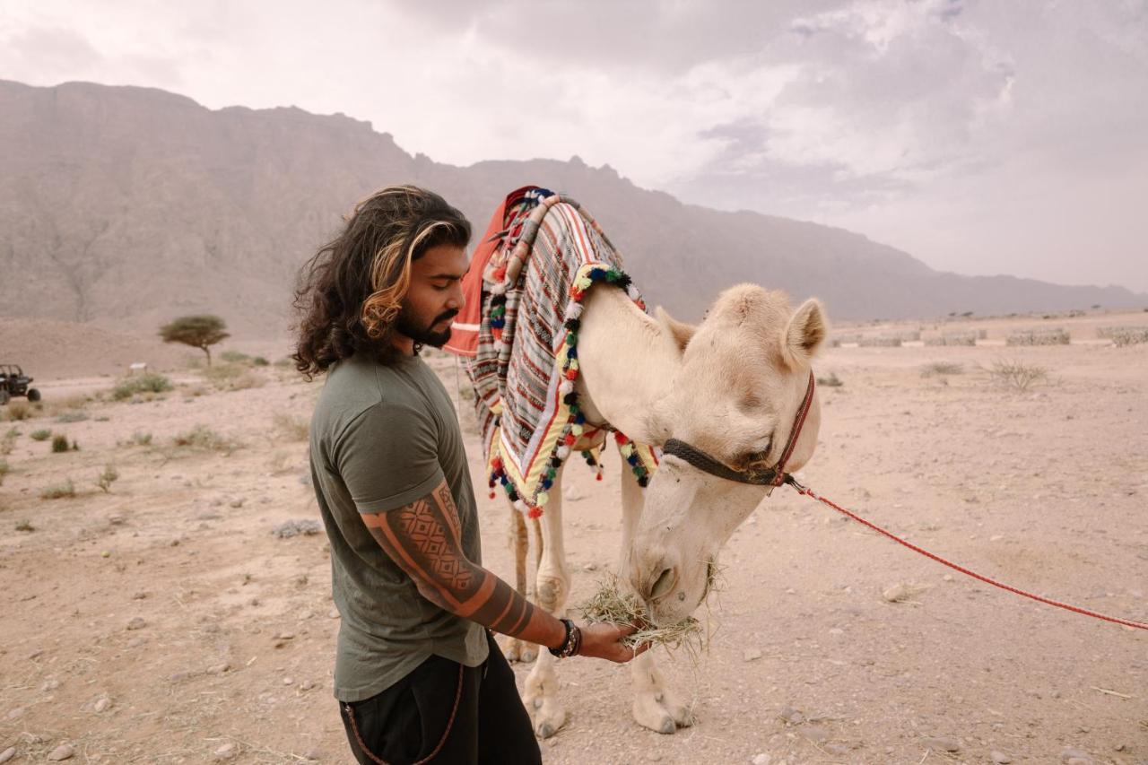 Pura Eco Retreat, Jebel Hafit Desert Park Ал Айн Екстериор снимка